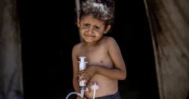 نجوى حجاج.. طفولة مهددة بين الألم والانتظار