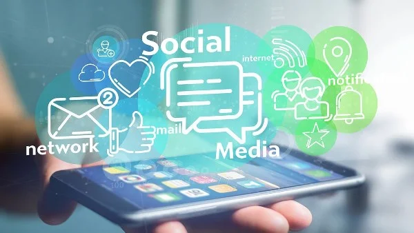 خدمات "اطمن" لحماية الأطفال متاحة مجانًا