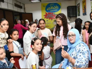 ورشة للرسم على الوجه للأطفال تُدخل البهجة إلى قلوبهم