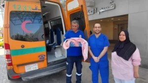 ولادة ناجحة داخل سيارة إسعاف بالإسماعيلية