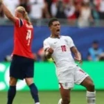 التعادل يحسم الشوط الأول لمباراة النرويج وإنجلترا