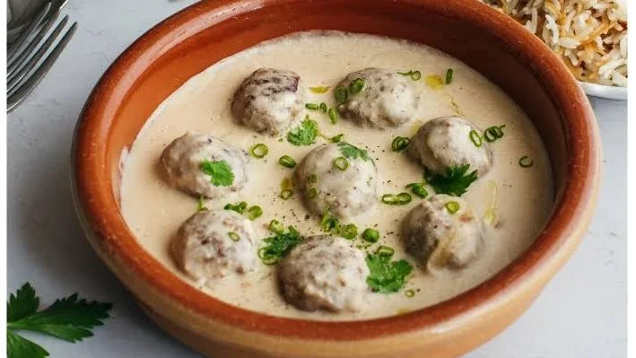 طريقة عمل كفتة اللبن الرايب