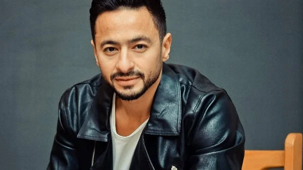 حمادة هلال يستعد لحفلة غنائية في دبي