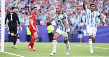الأرجنتين تتقدم على سويسرا بهدف ماك أليستر
