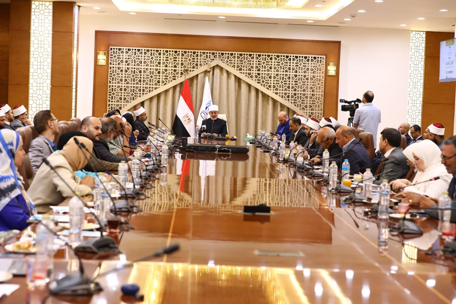 استراتيجية دار الإفتاء لدعم المرأة فكريًا وأسريًا