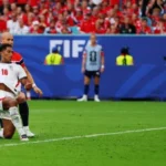 فيفا يؤكد عدم وجود دليل على اصطدام الكرة بسلك الكاميرا