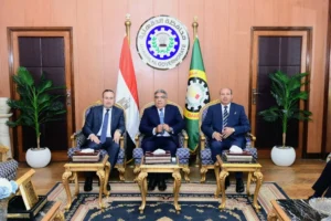 مهرجان المسرح القومي في المنصورة يستقطب اهتمام المسؤولين