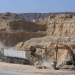 قانون الثروة المعدنية يشدد عقوبات استخراج الخامات