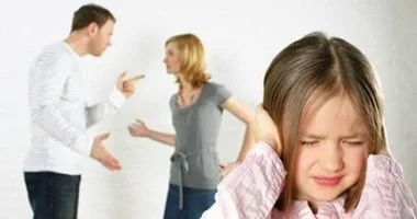 اعتداء عامل على طليقته بسبب خلافات رؤية الابن