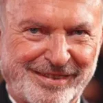 وفاة سام نيل: نجم السينما وعالم الديناصورات