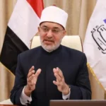 حكم لبس الرجال الساعات والنظارات المطلية بالذهب