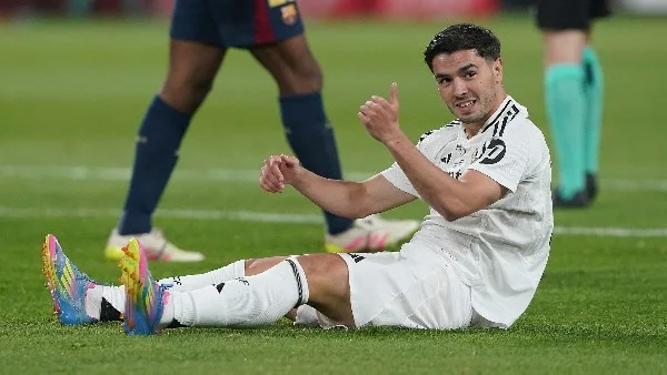 مستقبل إبراهيم دياز مع ريال مدريد في ظل مورينيو