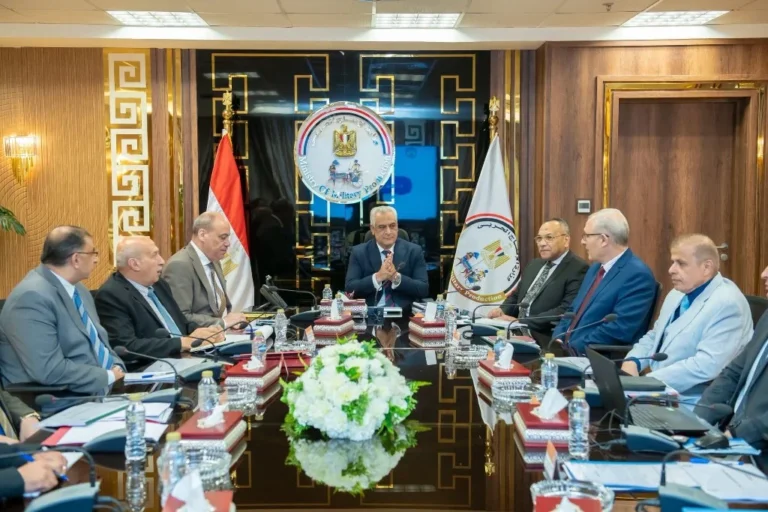 تأهيل الكوادر الفنية أولوية للتطوير وزيادة الإنتاجية