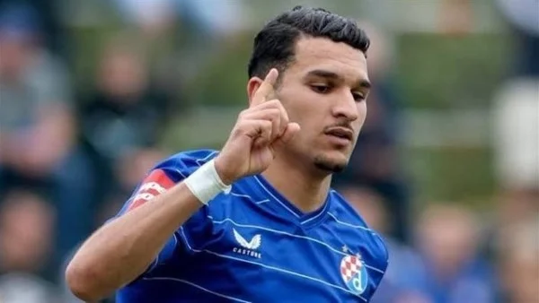 الأهلي يقترب من ضم المهاجم الجزائري منصف بقرار