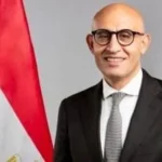 رسوم استخراج البيانات والتصديق على الشهادات الدراسية
