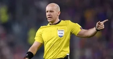 مارتشينياك وسامبايو يتنافسان لإدارة نهائي كأس العالم 2026