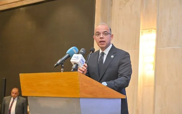وزارة الاستثمار تعزز التواصل مع مجتمع الأعمال