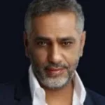 هل يستقر فضل شاكر في السعودية؟