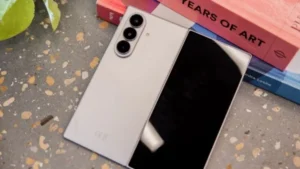 سامسونج تطلق تقنية Flex Titanium لحل مشاكل الهواتف القابلة للطي