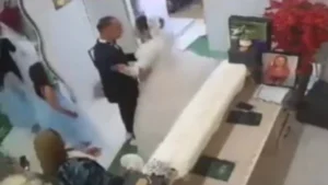 مشاجرة عروسين قبيل الزفاف تثير الجدل في الكوافير