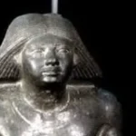 عرض تمثال الكاتب المصري بمتحف الإسكندرية القومي
