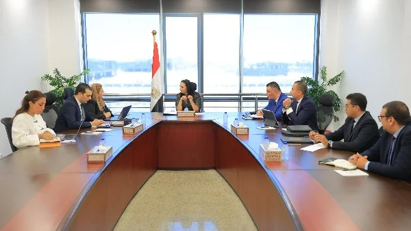 وزيرة التضامن الاجتماعي تتابع خطة صندوق دعم الصناعات الريفية