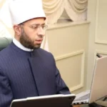 وزير الأوقاف يحتفل بمناسبة ميلاده بتأملات روحية