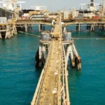 تعليق تحميل النفط في الموانئ العراقية بعد حادثة البصرة