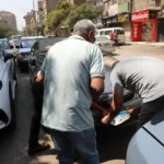 محافظ القاهرة يواجه الانتظار الخاطئ بسحب لوحات السيارات