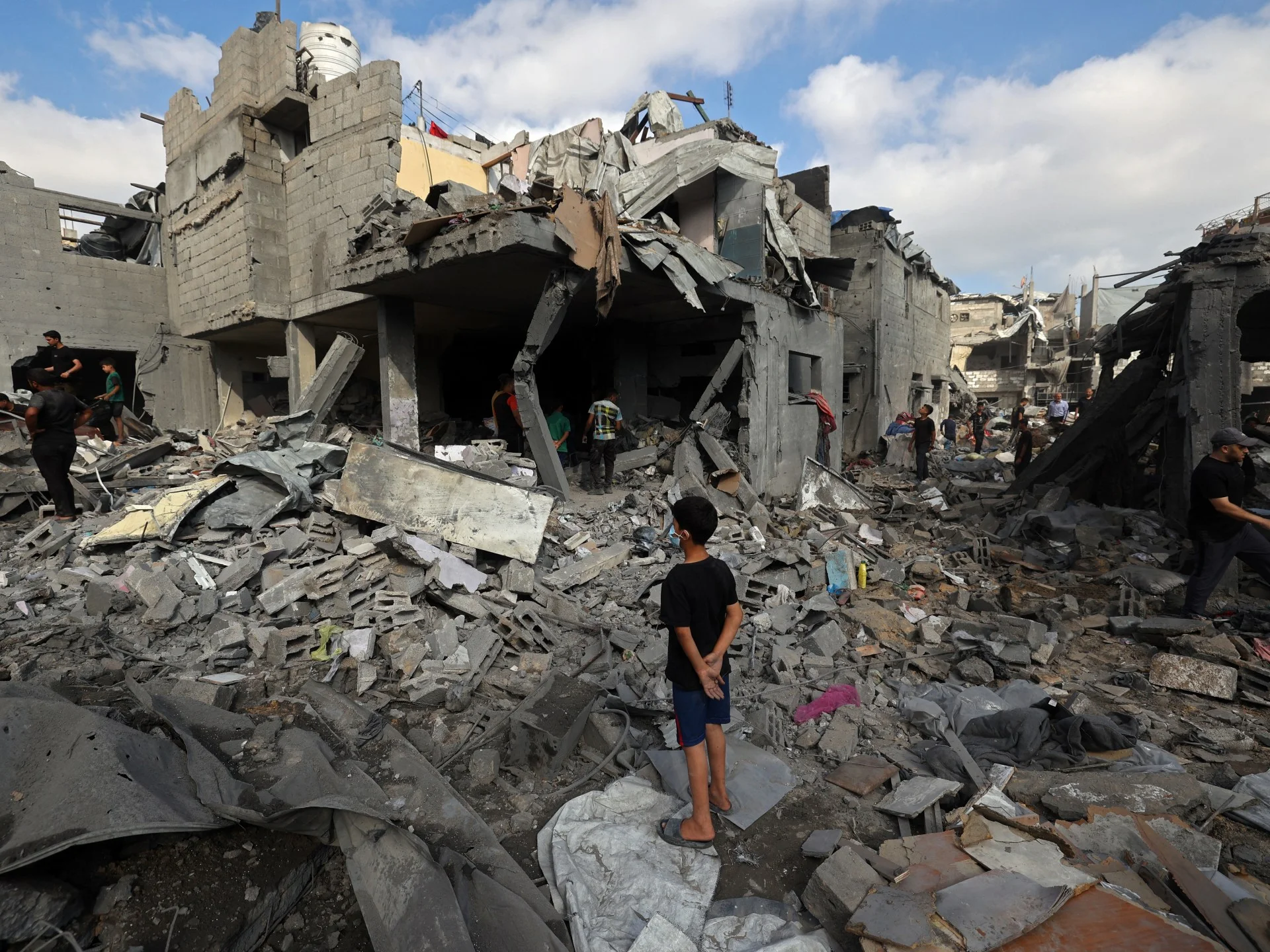 استمرار الهجمات الإسرائيلية يزهق أرواح فلسطينية جديدة