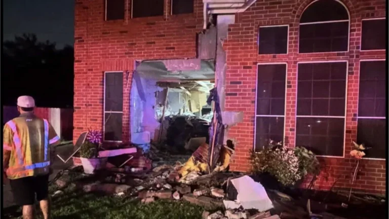 تحقيقات NTSB تؤكد تجاوز السائق للقيادة الذاتية في حادث تيسلا