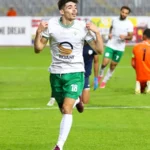 دغموم قريب من الأهلي بفضل علاقات قوية