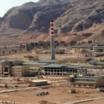 الأنبا عمانوئيل يتفقد مؤتمر المرحلة الابتدائية بالأقصر