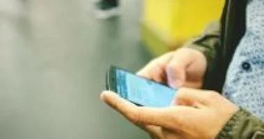 خطوات لحماية نفسك عند العثور على هاتف مفقود