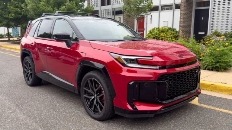 تويوتا RAV4 PHEV 2026: تجربة قيادة كهربائية يومية