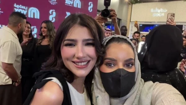 مي عمر تحظى بتفاعل رائع في عرض شمشون ودليلة بالسعودية