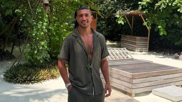 رامي ربيعة يستمتع بأوقات رائعة في جزر المالديف