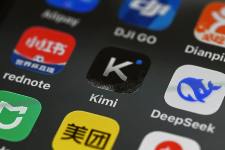 Kimi K3 الصيني يثير اهتماماً في وادي السيليكون