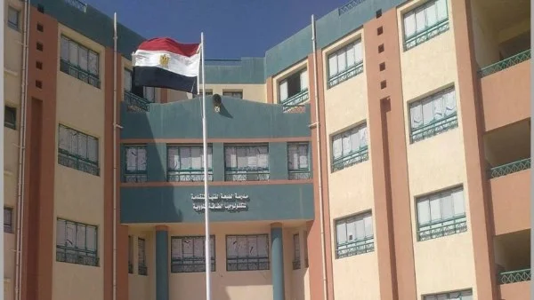 كل ما تريد معرفته عن مدرسة تكنولوجيا الطاقة النووية