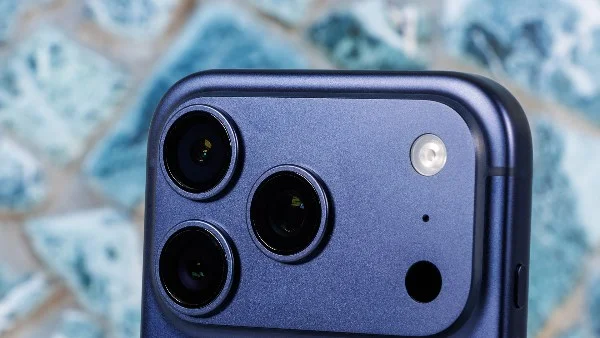 مواصفات كاميرا iPhone 18 Pro Max المسربة