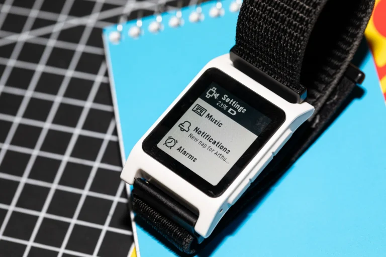 إريك ميجيكوسكي: ضمان 30 يومًا يعكس الثقة في Pebble