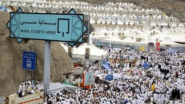 تطبيق "رفيق" يعزز حماية المعتمرين في العمرة