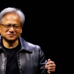 سترة جلدية لرئيس Nvidia تباع بمليون دولار تقريبًا في مزاد سوذبي