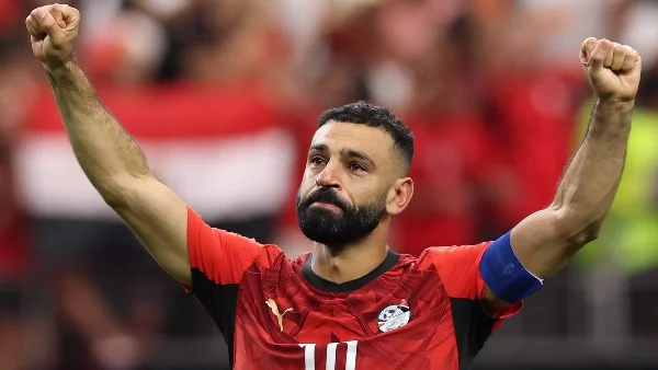 الجيش الإيراني يستهدف قواعد أمريكية في الأردن والكويت