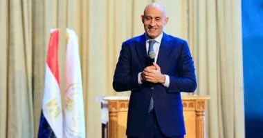 تكريم طلاب الصف الأول الثانوي في البرمجة الدولية