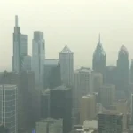 دخان حرائق كندا يغطي الولايات المتحدة ويهدد نهائي كأس العالم