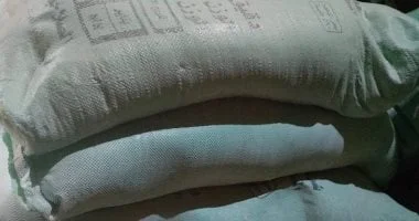 ضبط 4 أطنان دقيق مدعم قبل بيعها بالسوق السوداء