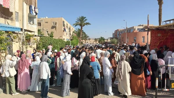 شكاوى من امتحانات الثانوية العامة بين الكيمياء والجغرافيا