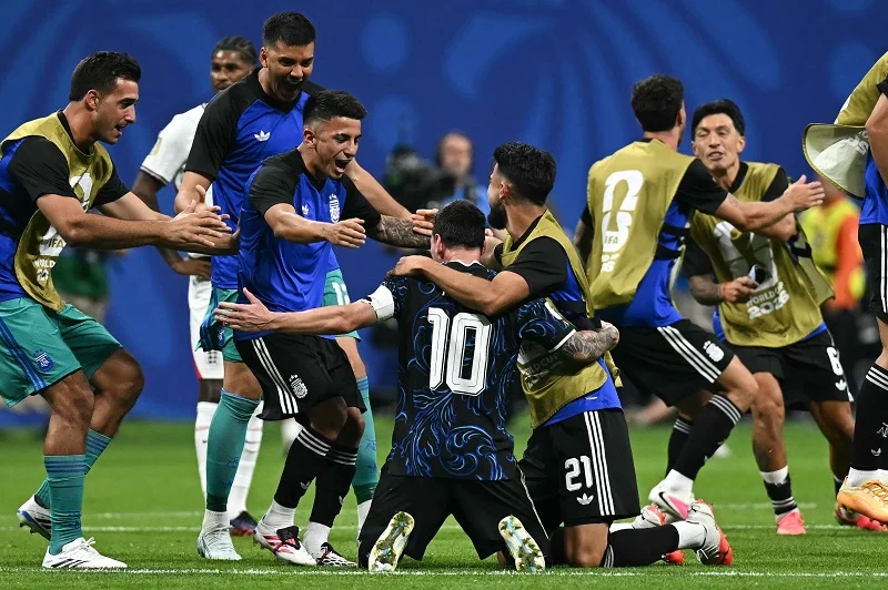 اللاتينيون يفضلون إسبانيا على الأرجنتين في نهائي المونديال