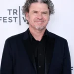 Dave Eggers: ChatGPT يهدد تعليم الأجيال القادمة